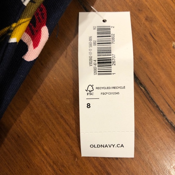 💗Mid rise pixie NWT floral pants - Picture 6 of 6